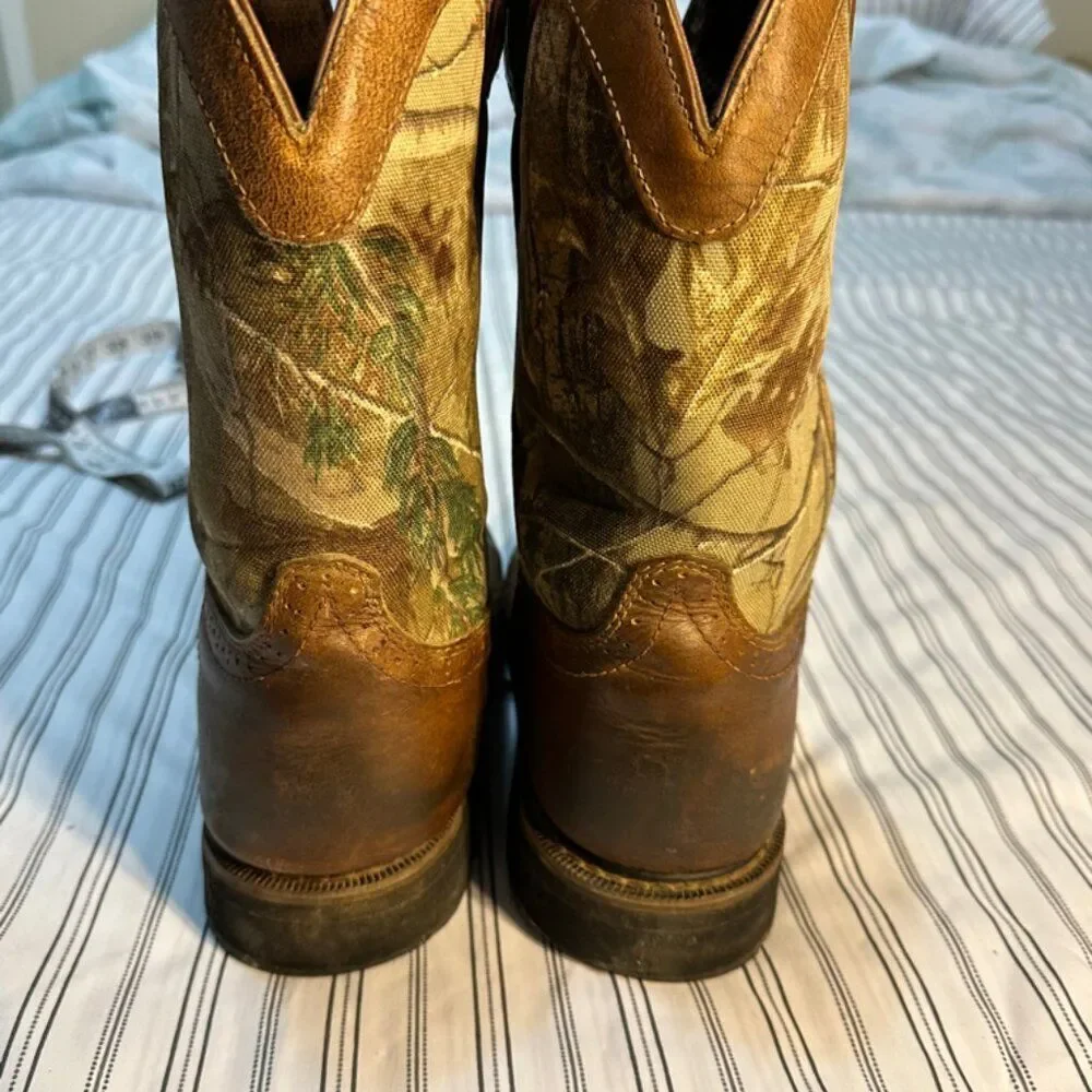 Justin Workboots Leather and Camo Size 10 EE